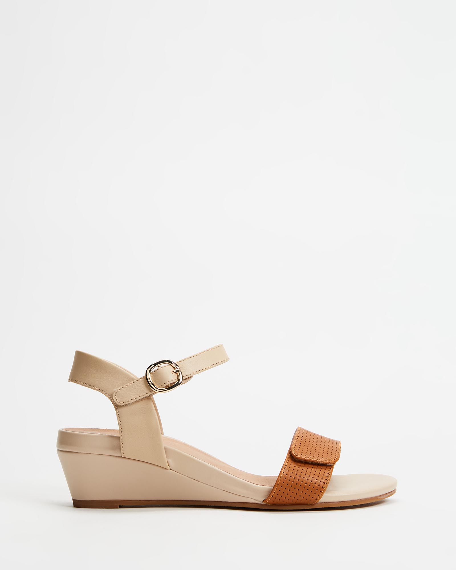 Nelly Wedge Sandal - Tan