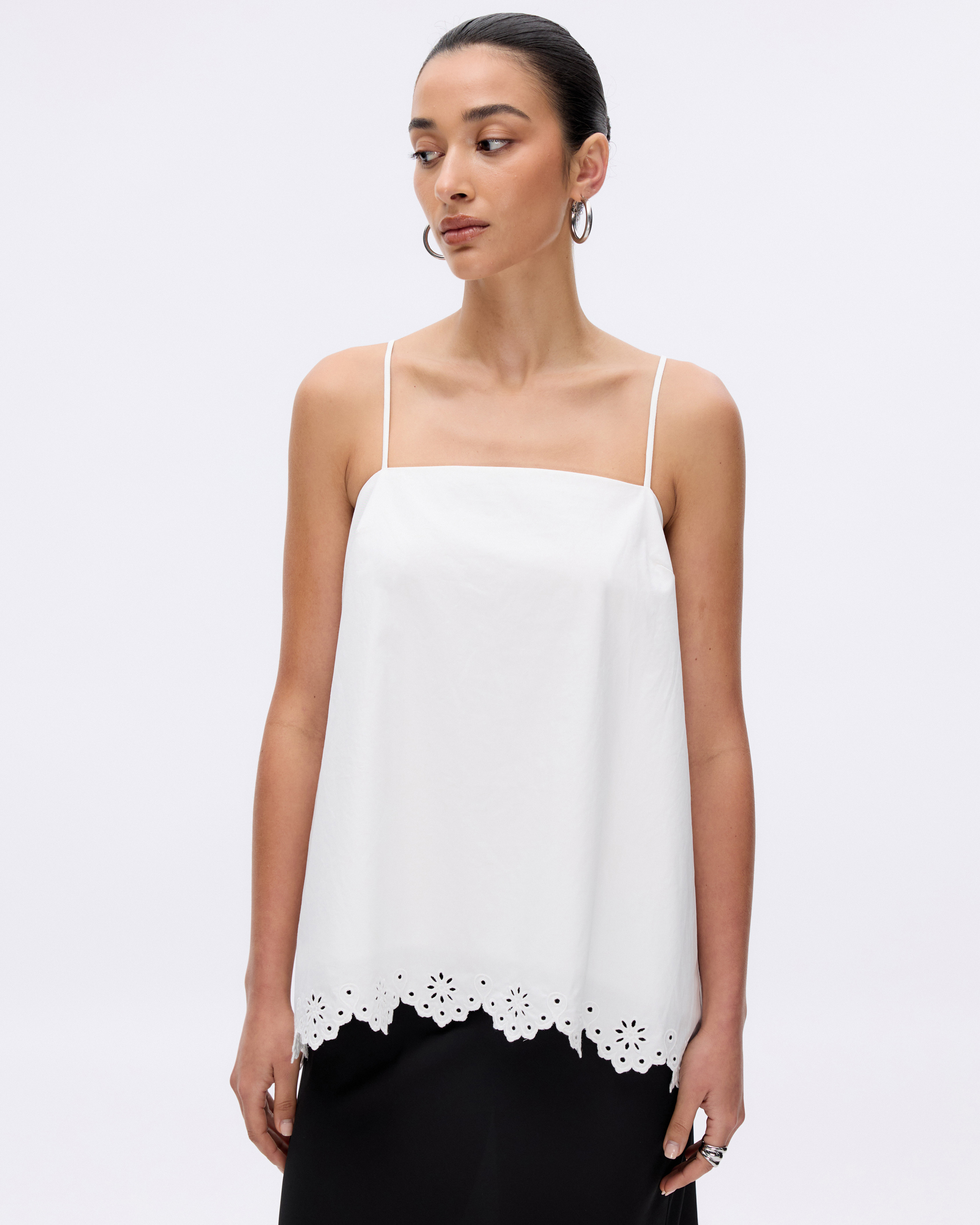 Zinnia Cotton Embroidered Scallop Hem Top