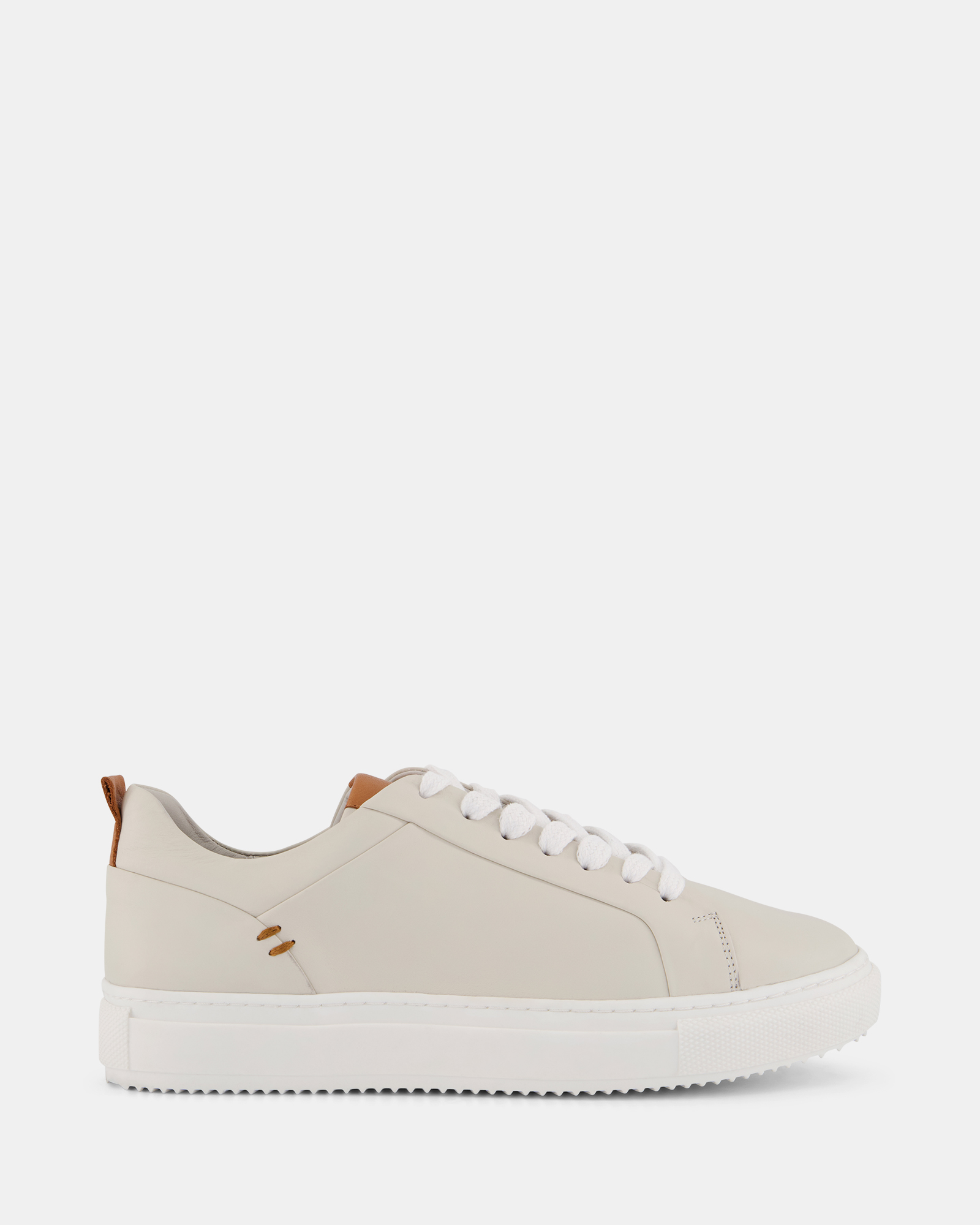 Impress Sneakers