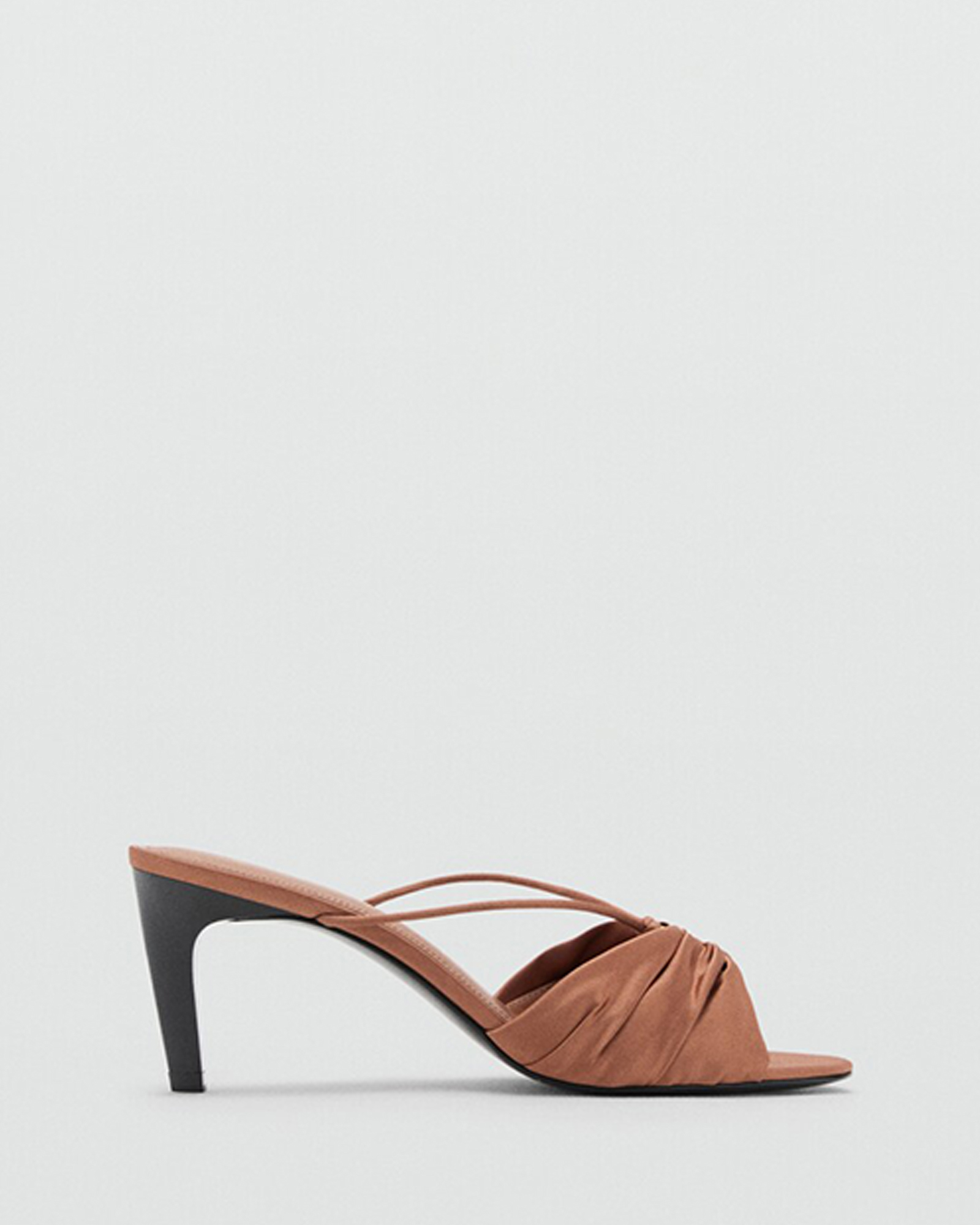 Frunci Heels