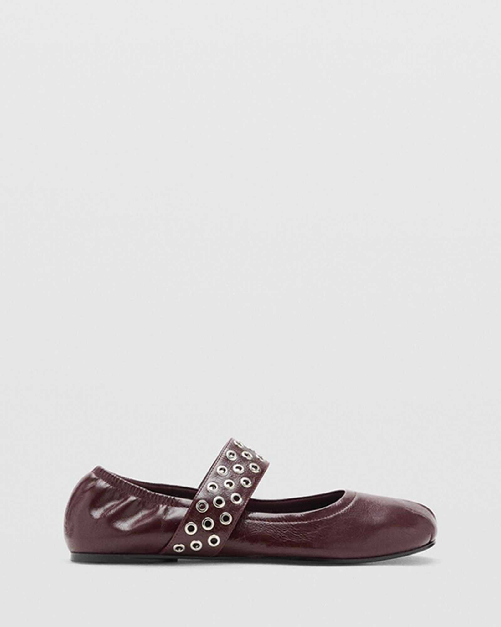 Smas Shoes