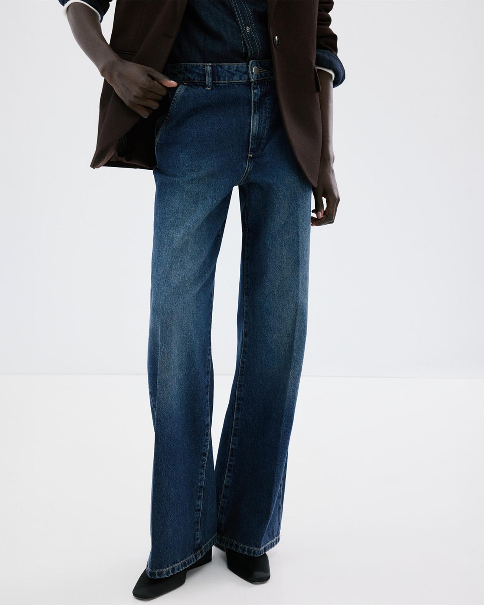 Mae Jeans