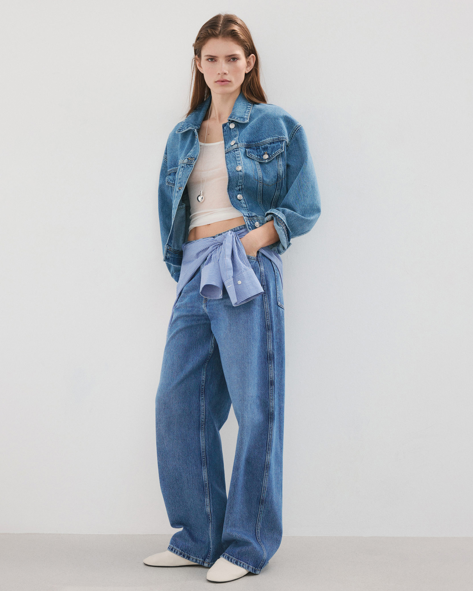 Mid-Rise Balloon Jeans