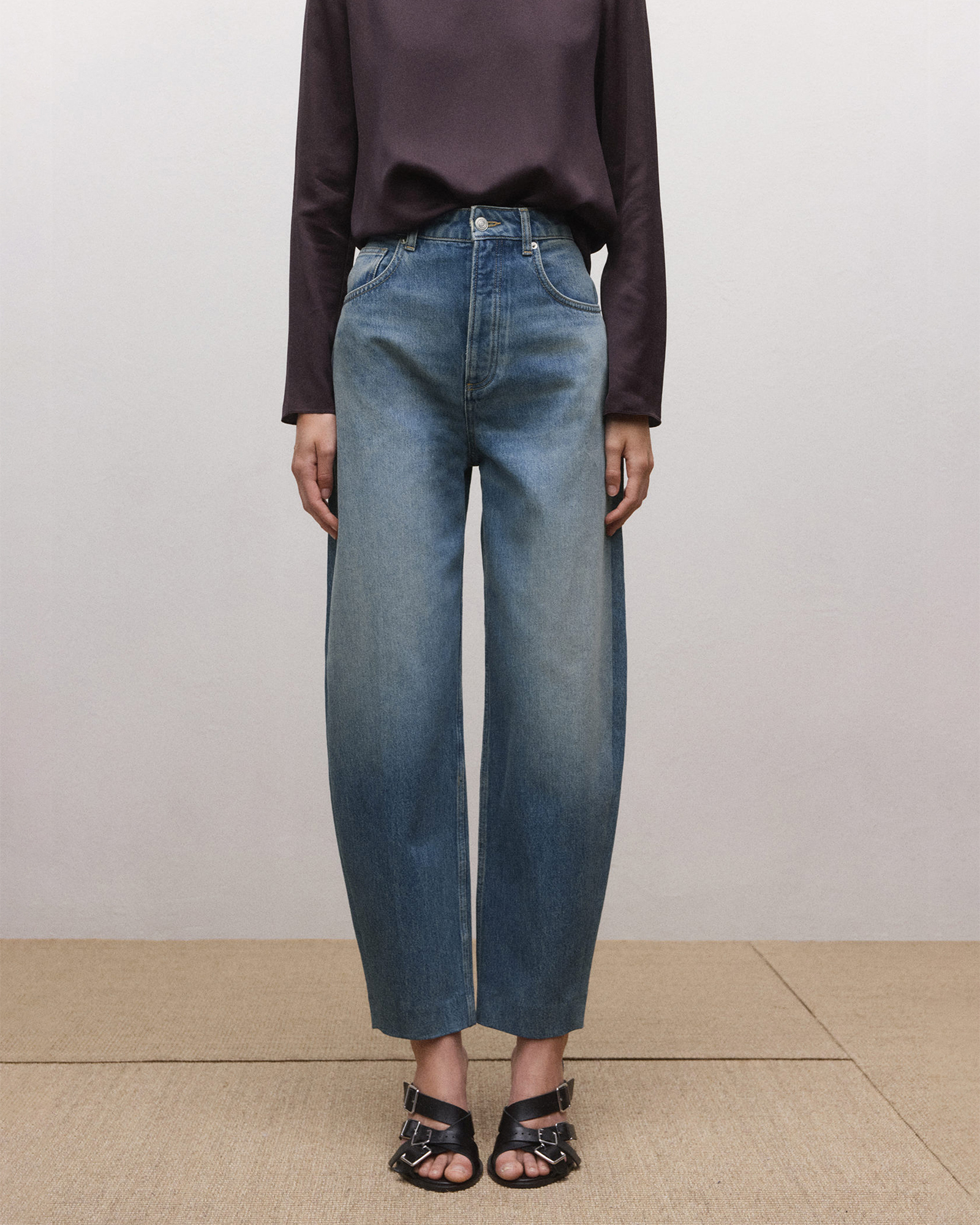 High-Rise Balloon Jeans