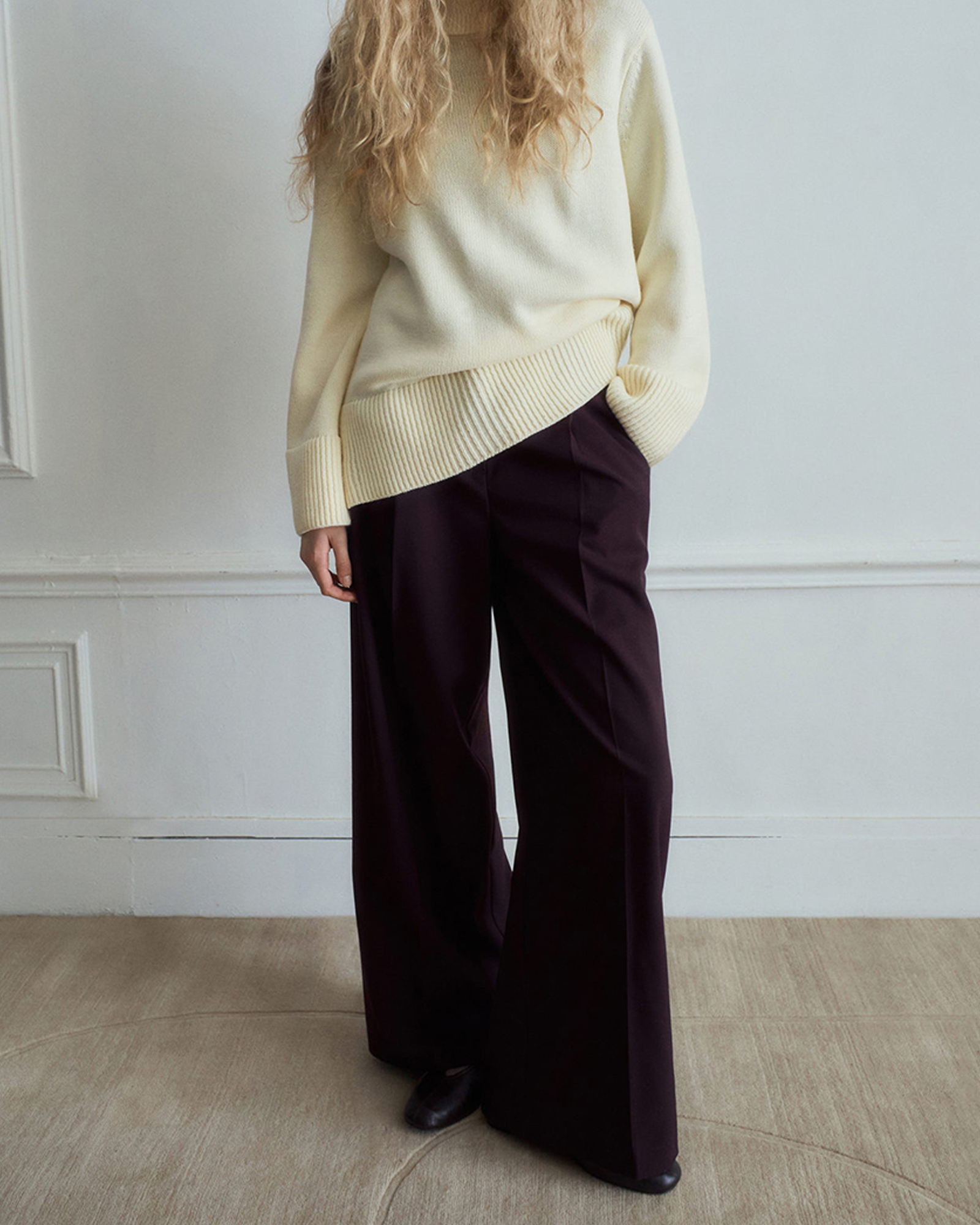 Wide-Leg Mid-Rise Pleated Trousers