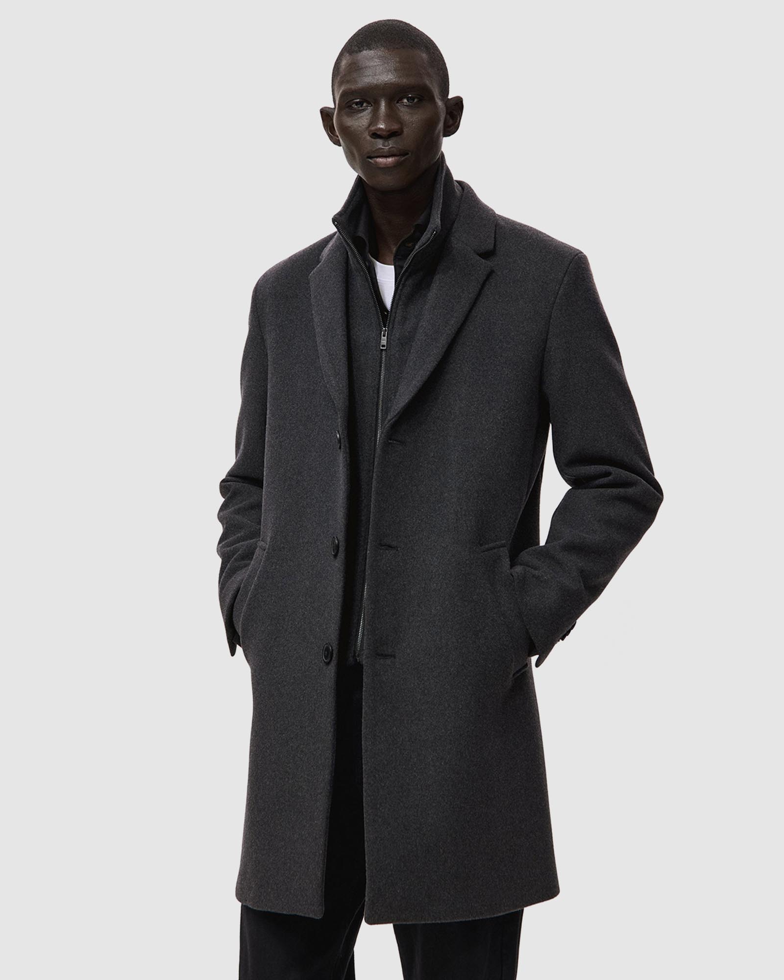 Uriel Coat