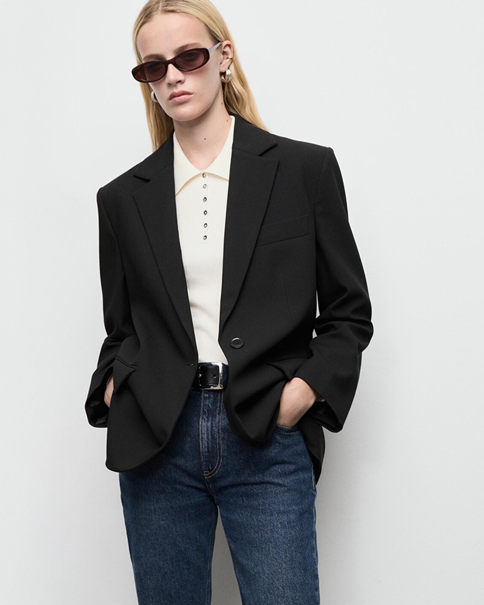 Straight Jacket With Flap Pockets