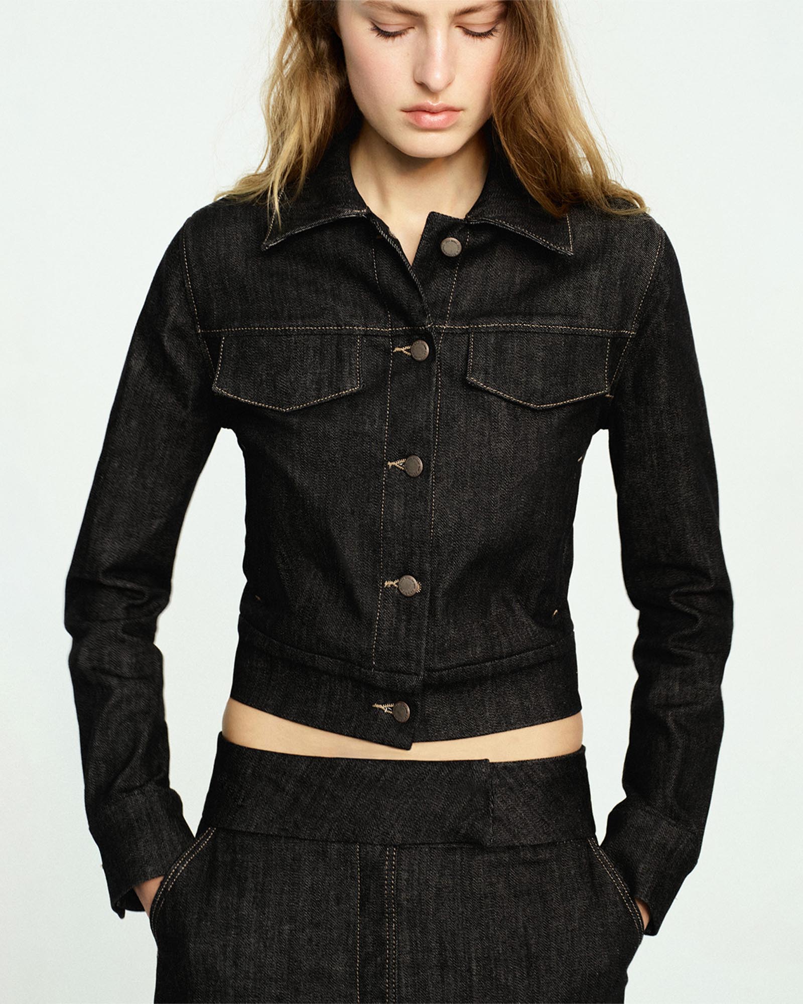 Fitted Denim Jacket With Pockets