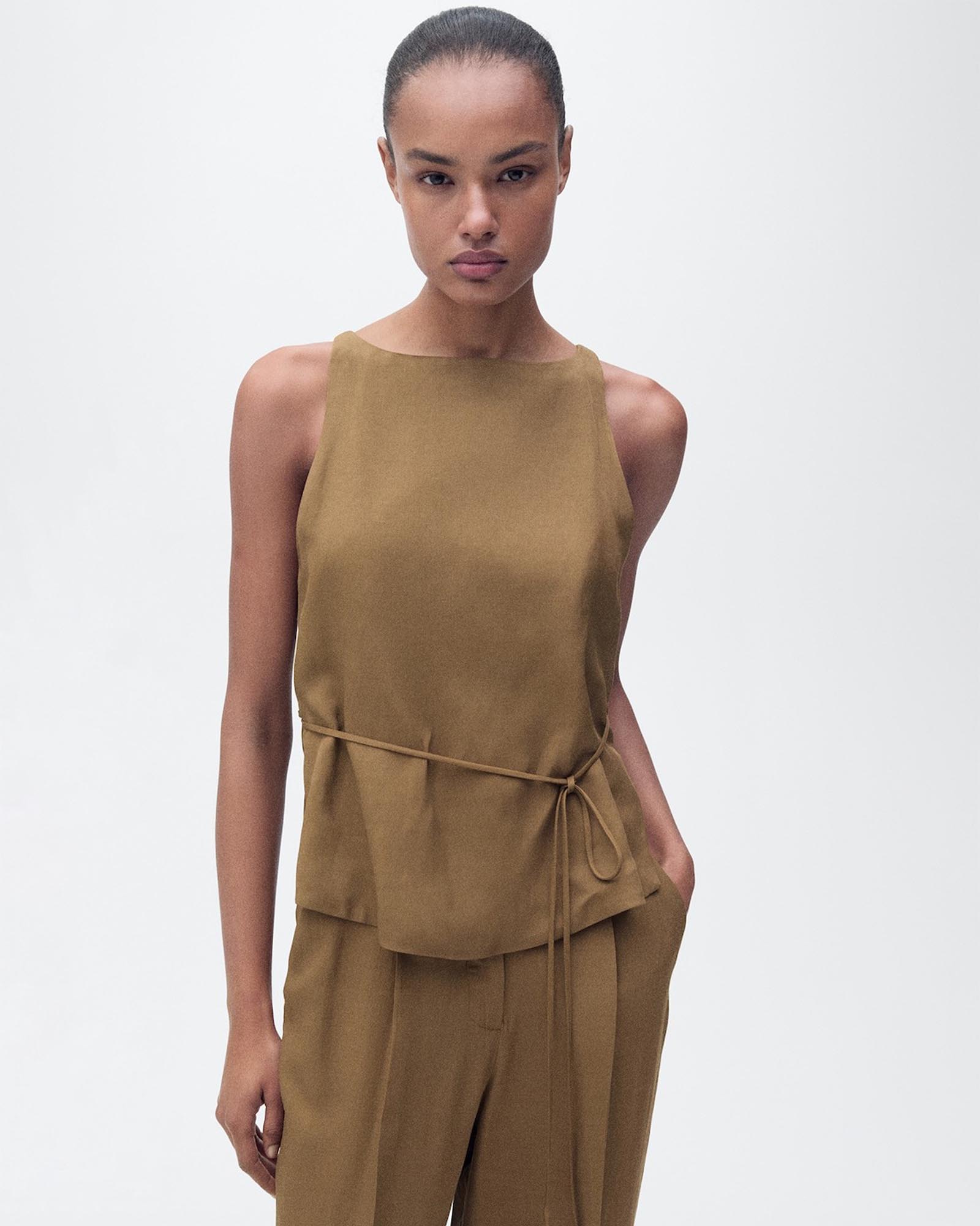 Moskito Linen-Blend Top With Bow