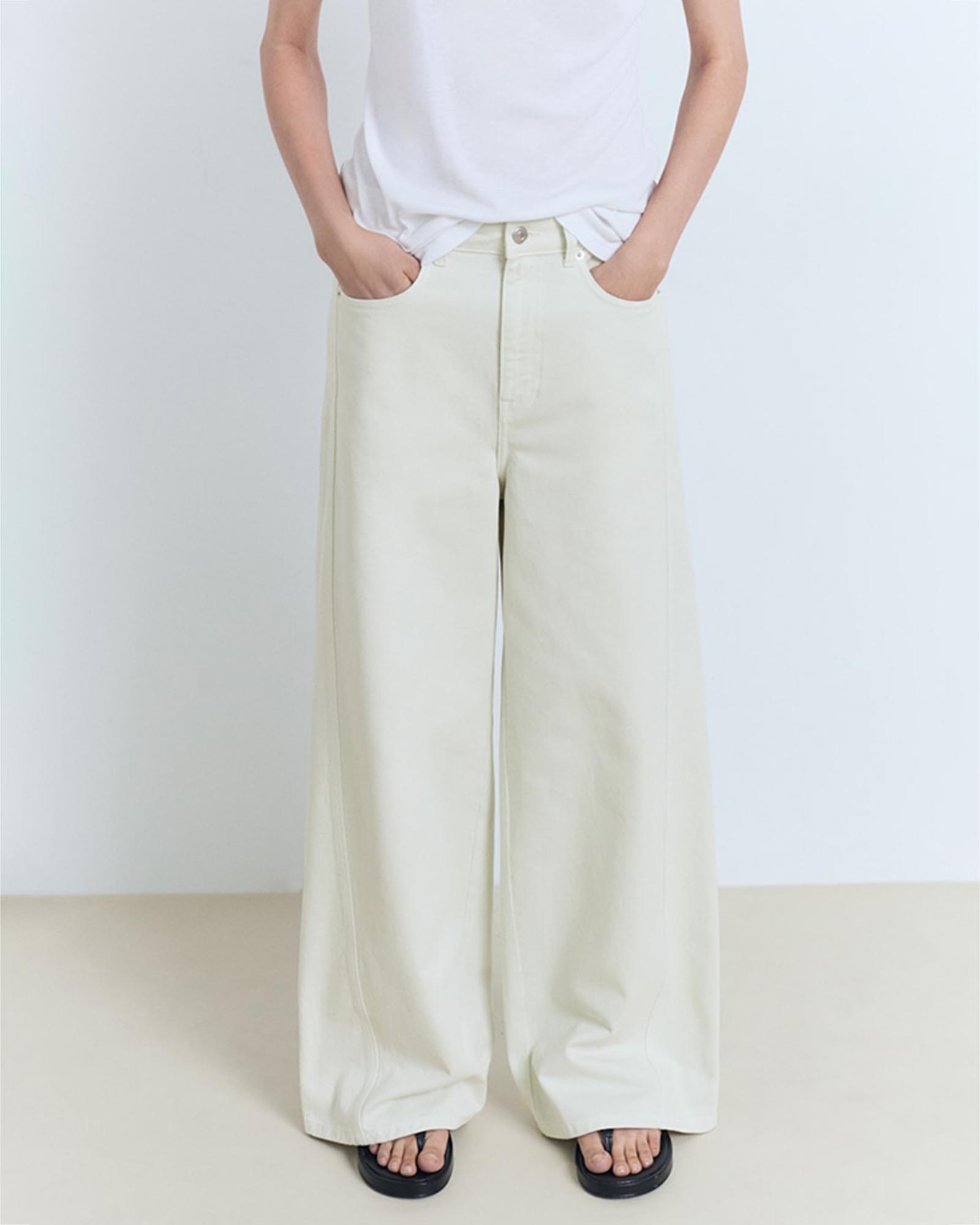 Mila Wideleg Mid-Rise Jeans