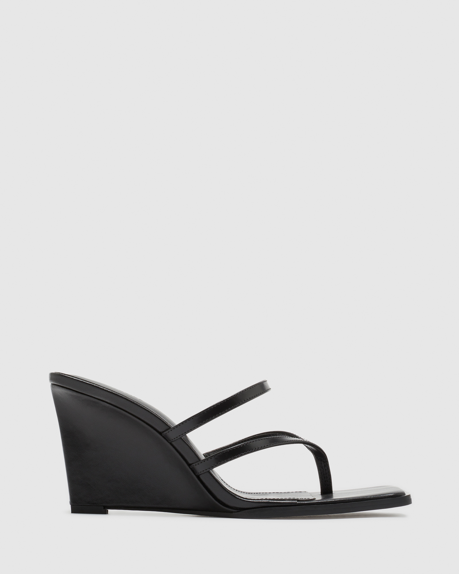 The Saskia Black Wedge