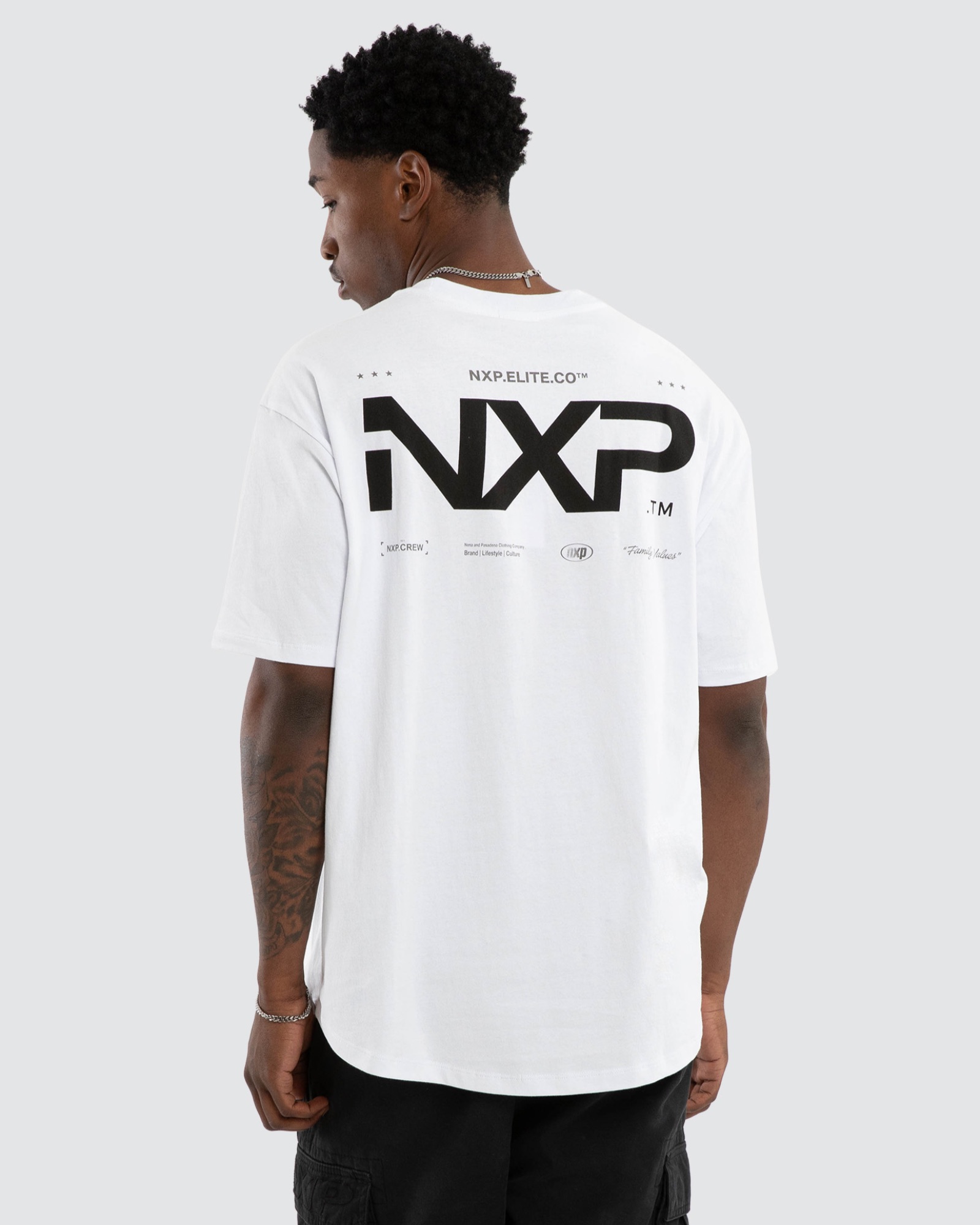 Heart Box Fit Scoop Tee