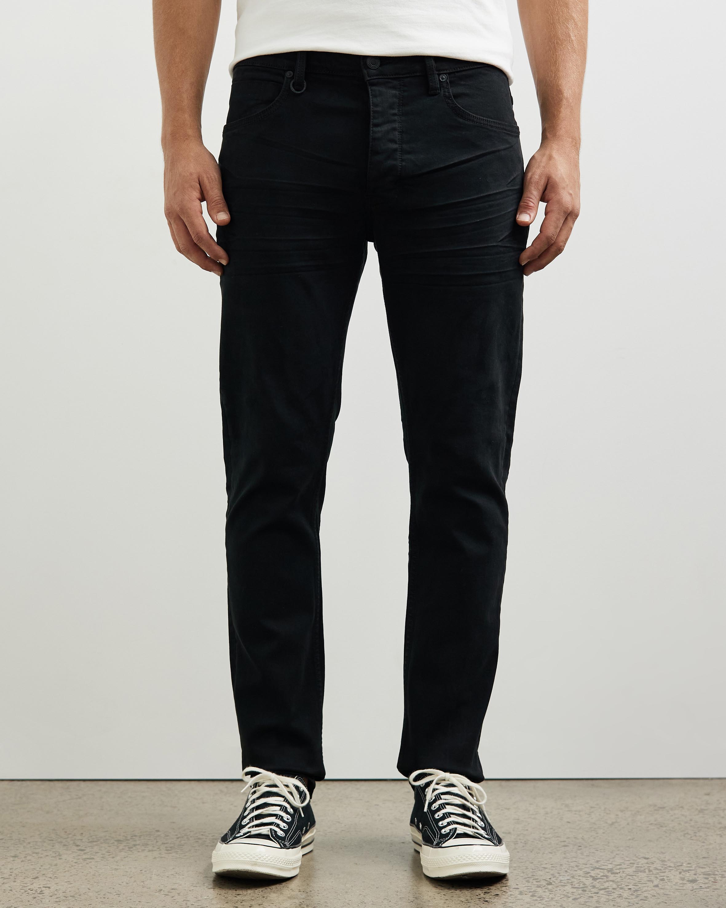 Ray Tapered Jeans