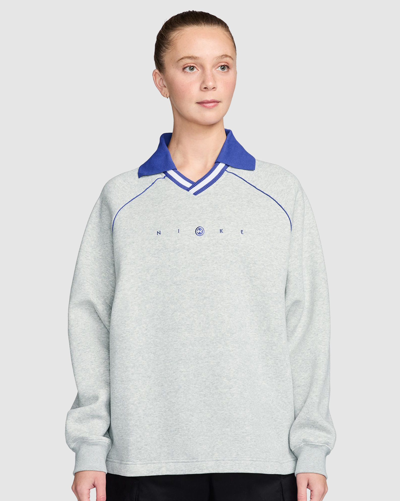 Sportswear Phoenix Fleece Oversized Graphic Polo Top