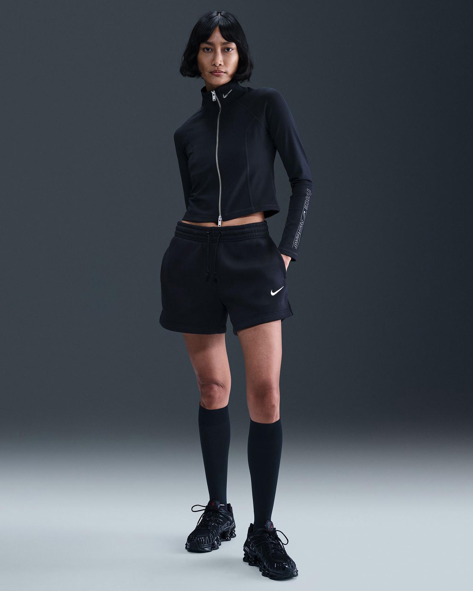 4in Sportswear Phoenix Fleece Mid Rise Shorts