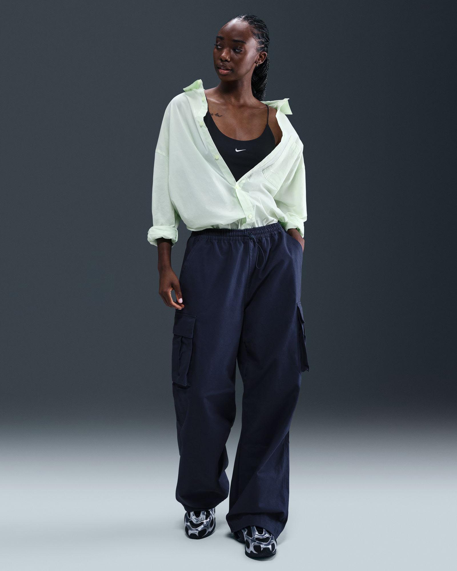 Sportswear Mid-Rise Oversized Woven Cargo Pants