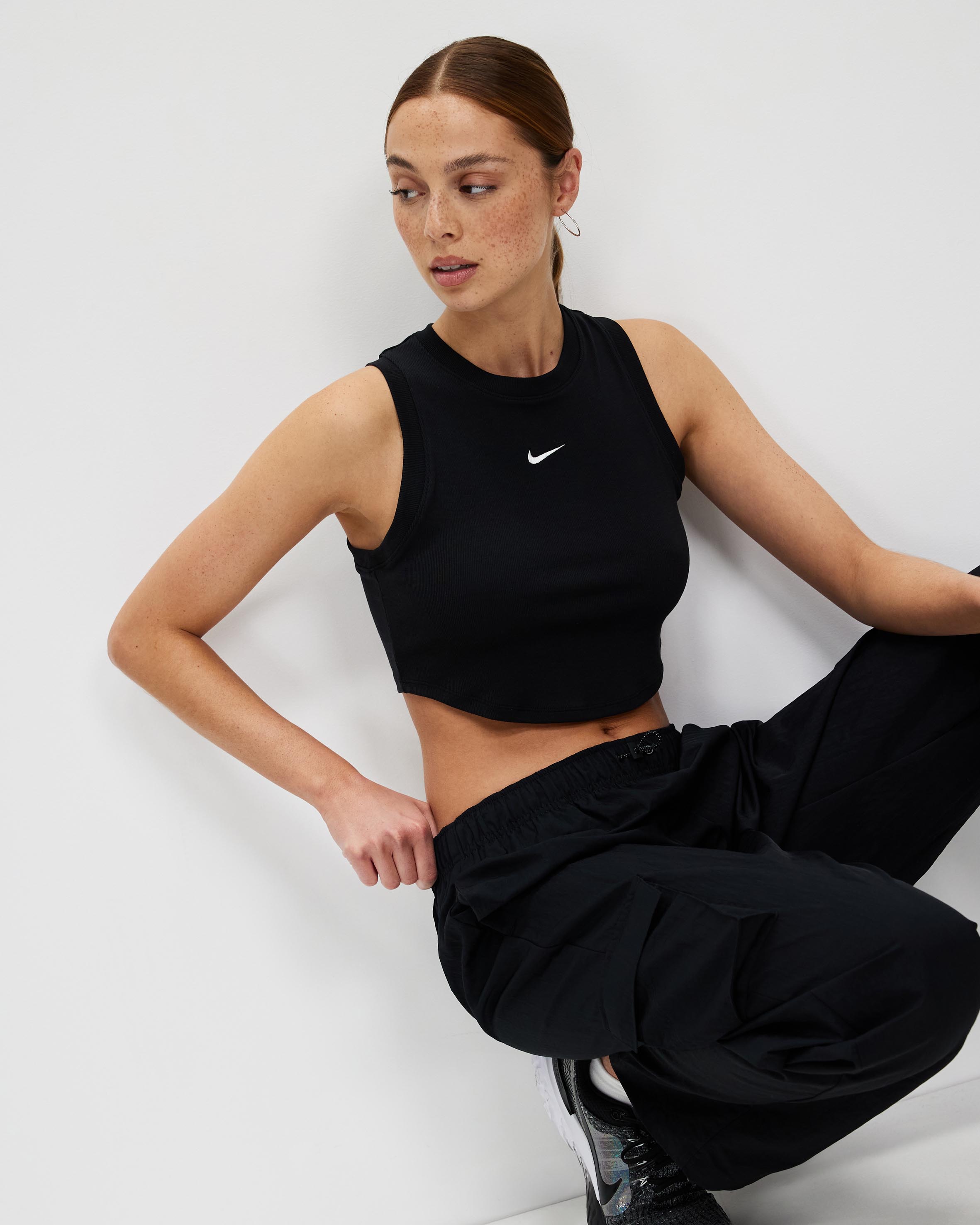 Sportswear Chill Knit Tight Cropped Mini-Rib Tank Top