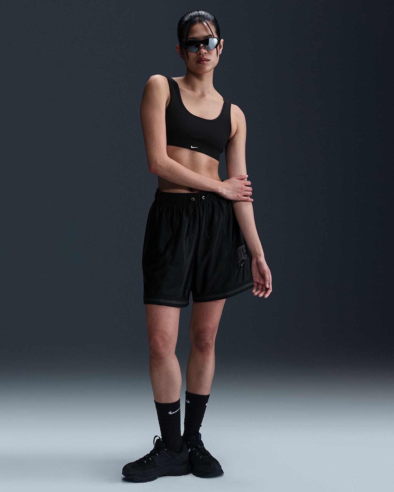 Nike Sportswear Loose Mid-Rise Graphic Shorts