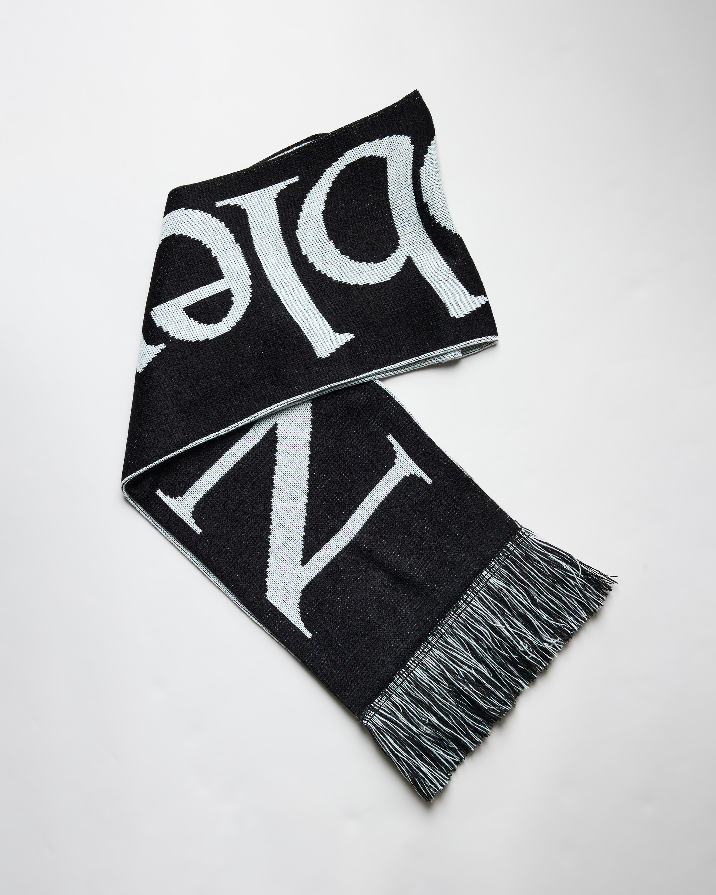 No Problemo Scarf