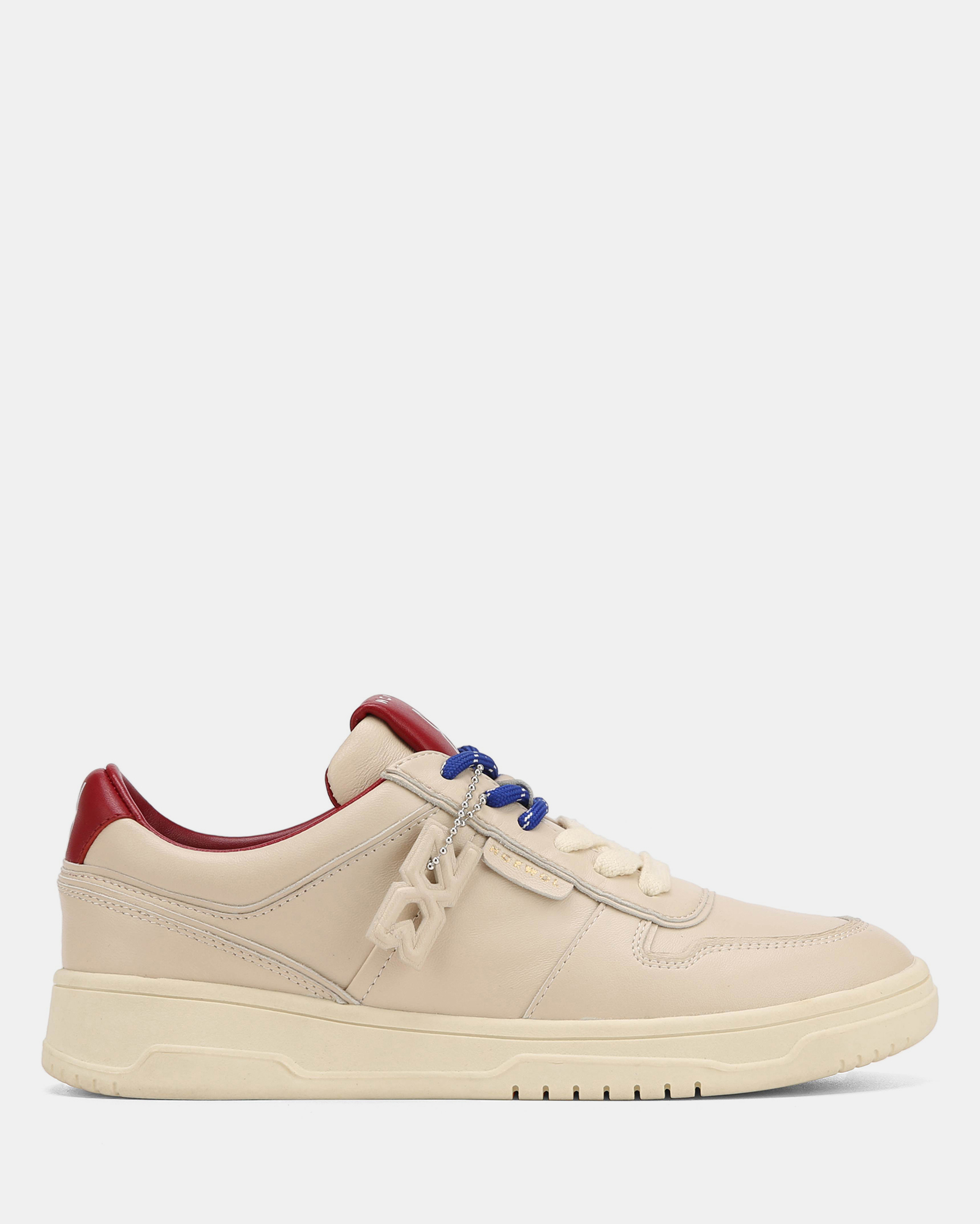 Gillie Sneakers