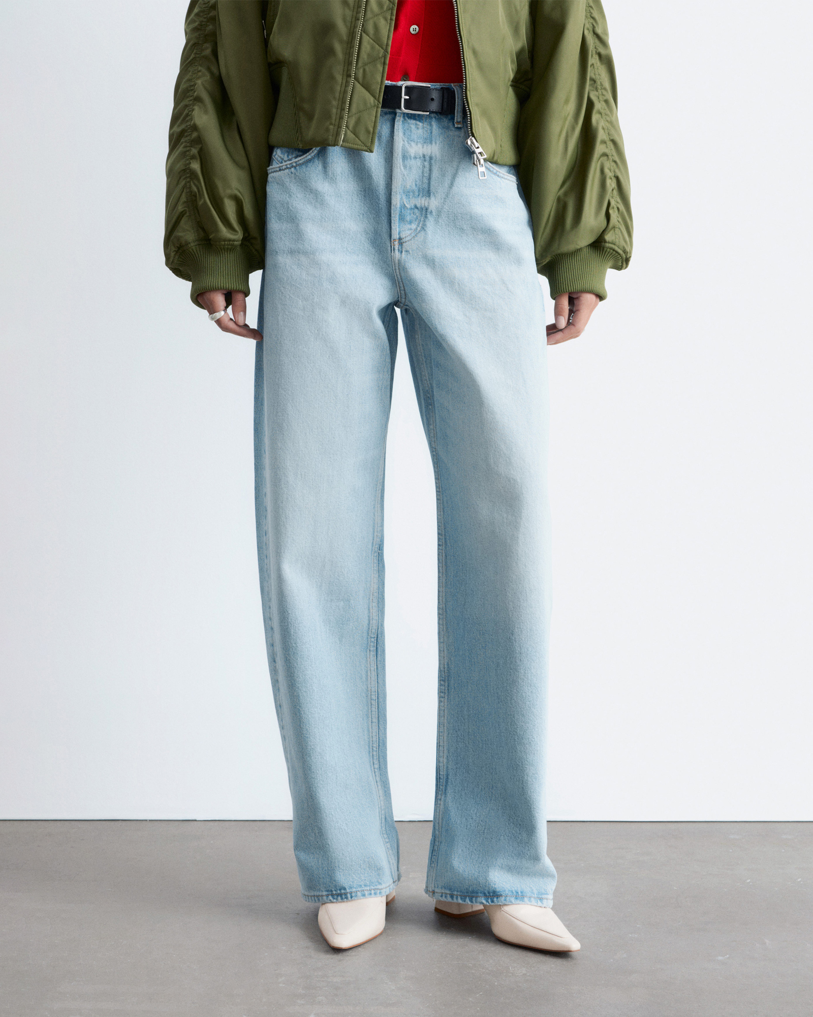 Barrel-Leg Jeans