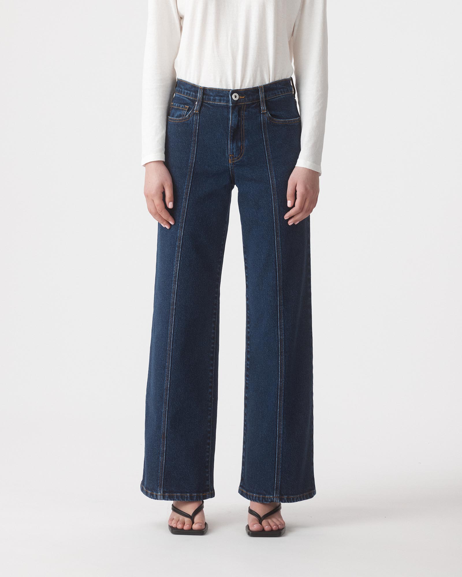 32in Mia Mid Wide Seamed Jeans
