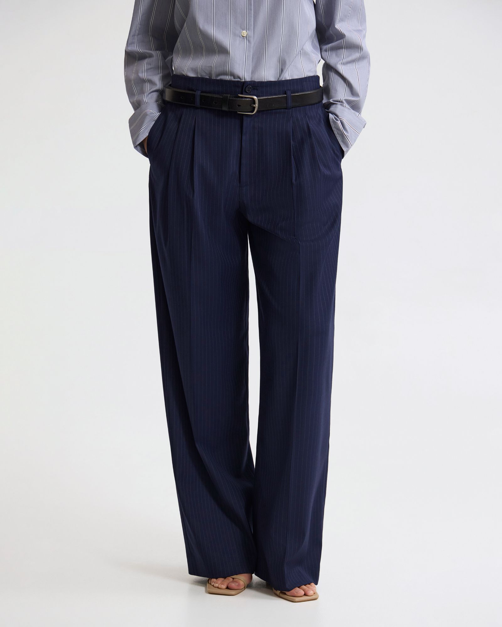 Thea Low Belt Loop Pant
