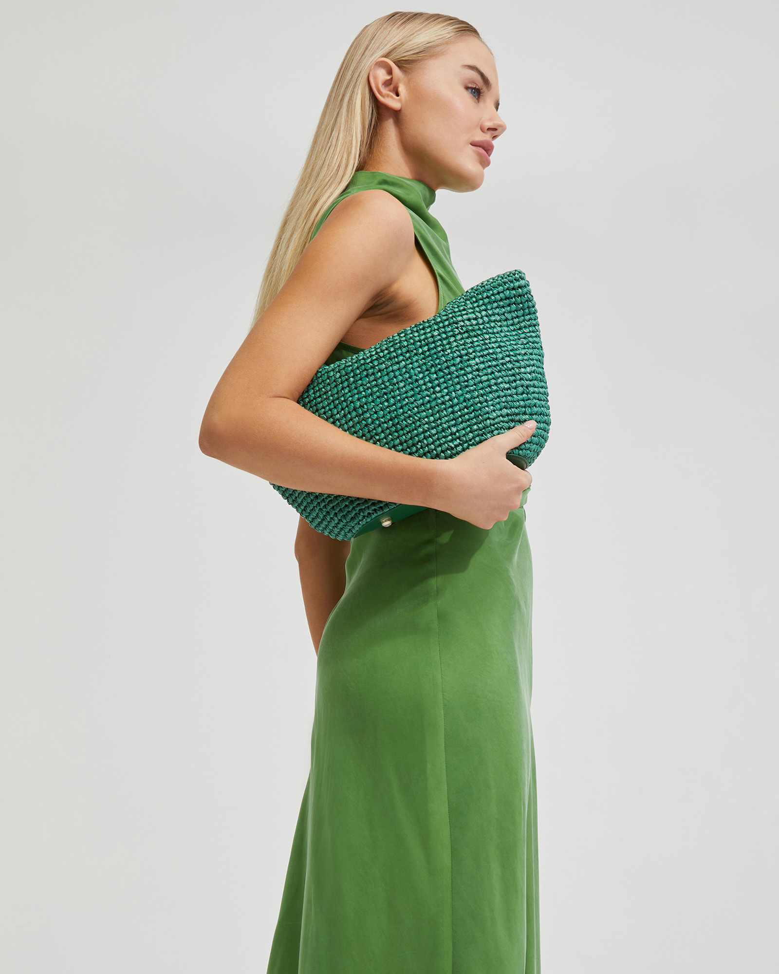 Nina Raffia Shoulder Bag