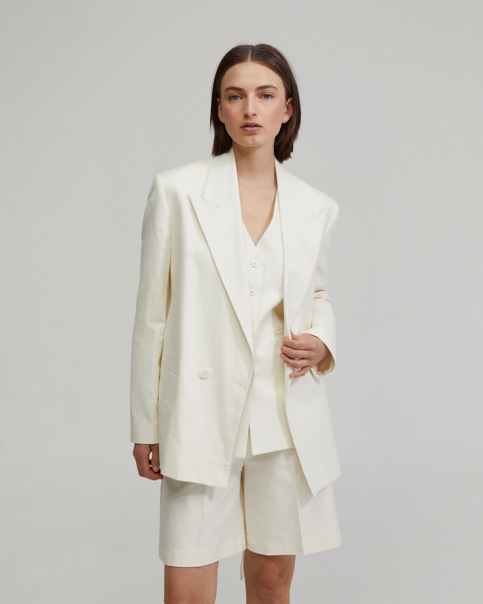 Bella Blazer