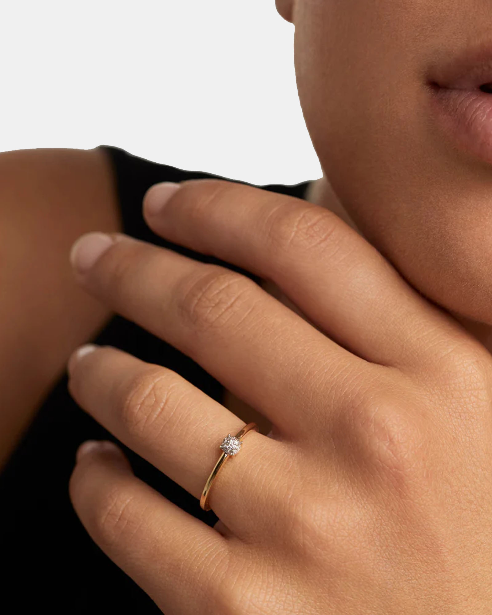 Diamonds and Gold Dona Solitary Ring