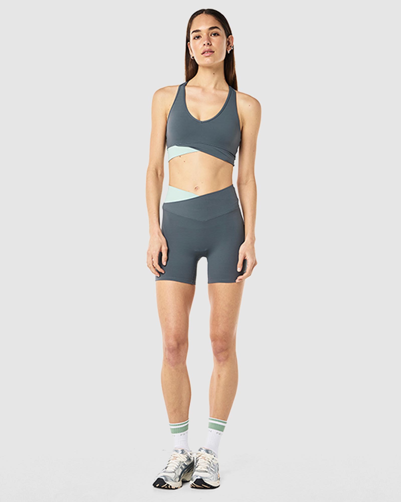 Wander 5" Bike Shorts