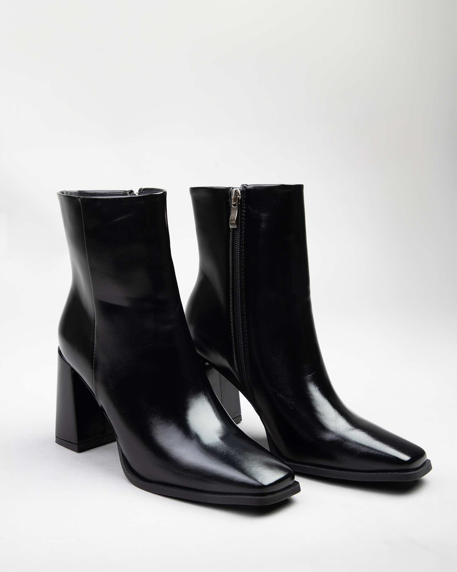 Hermine high block heeled boots in black