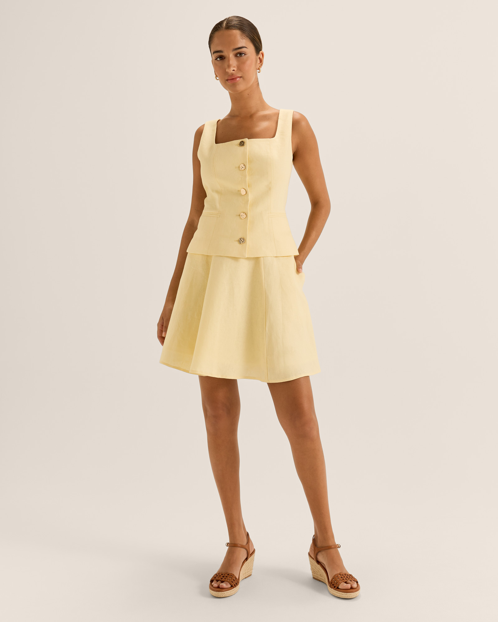 Norah Linen Mini Skirt