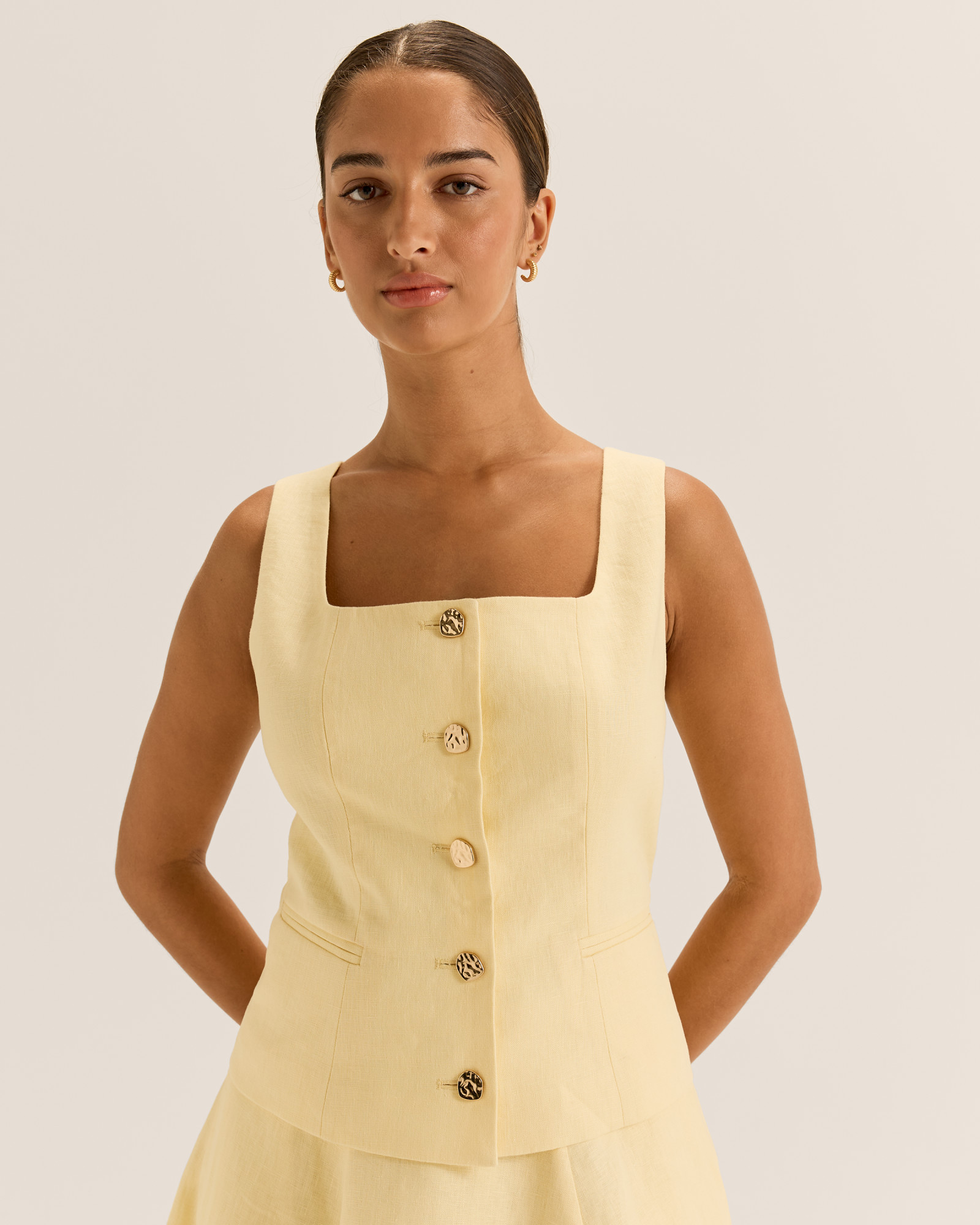 Norah Vest