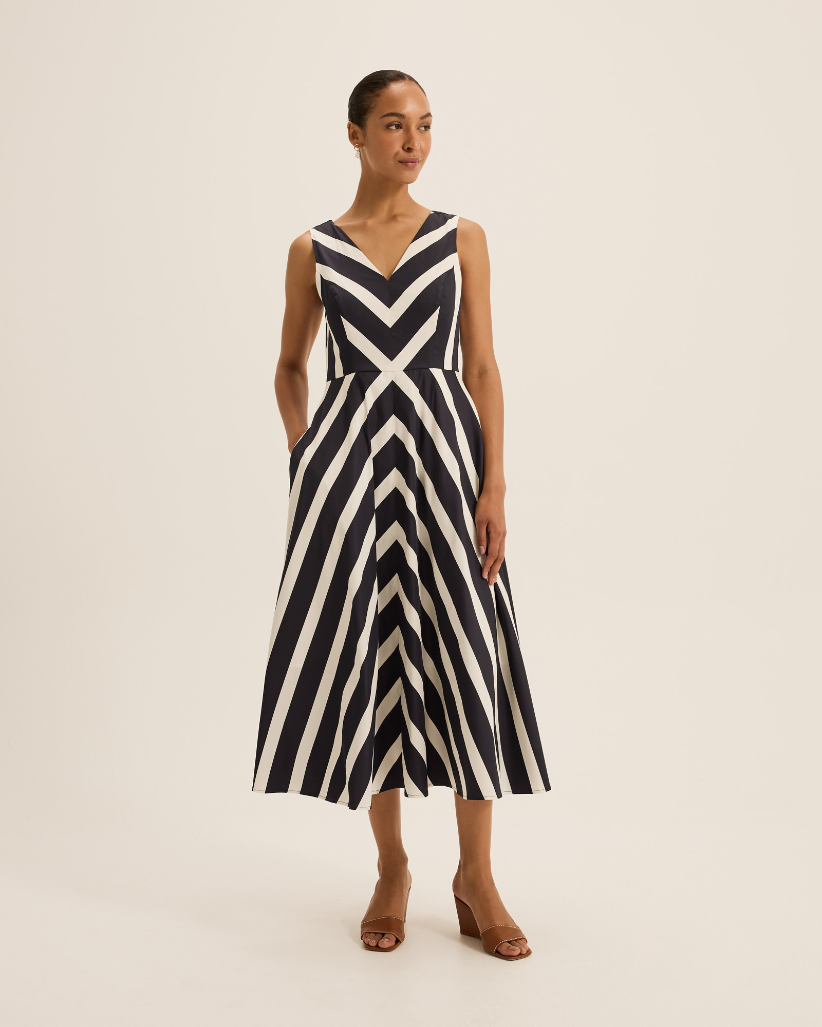 Umbrella Chevron Midi Dress