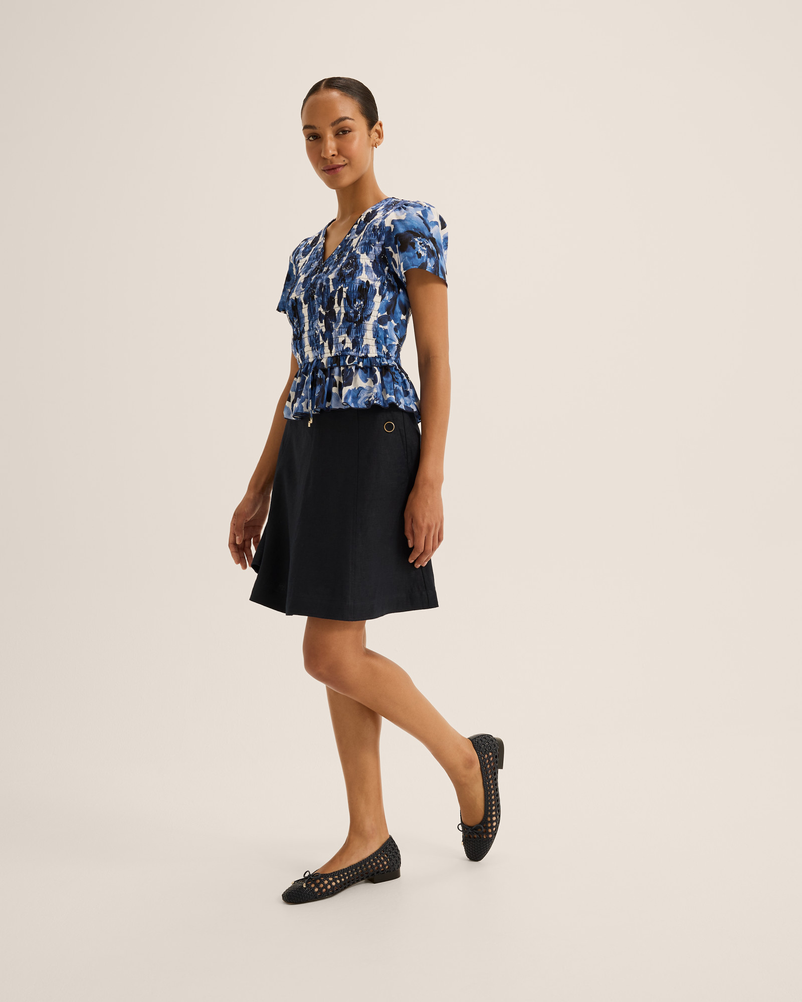 Jane Linen Mini Skirt