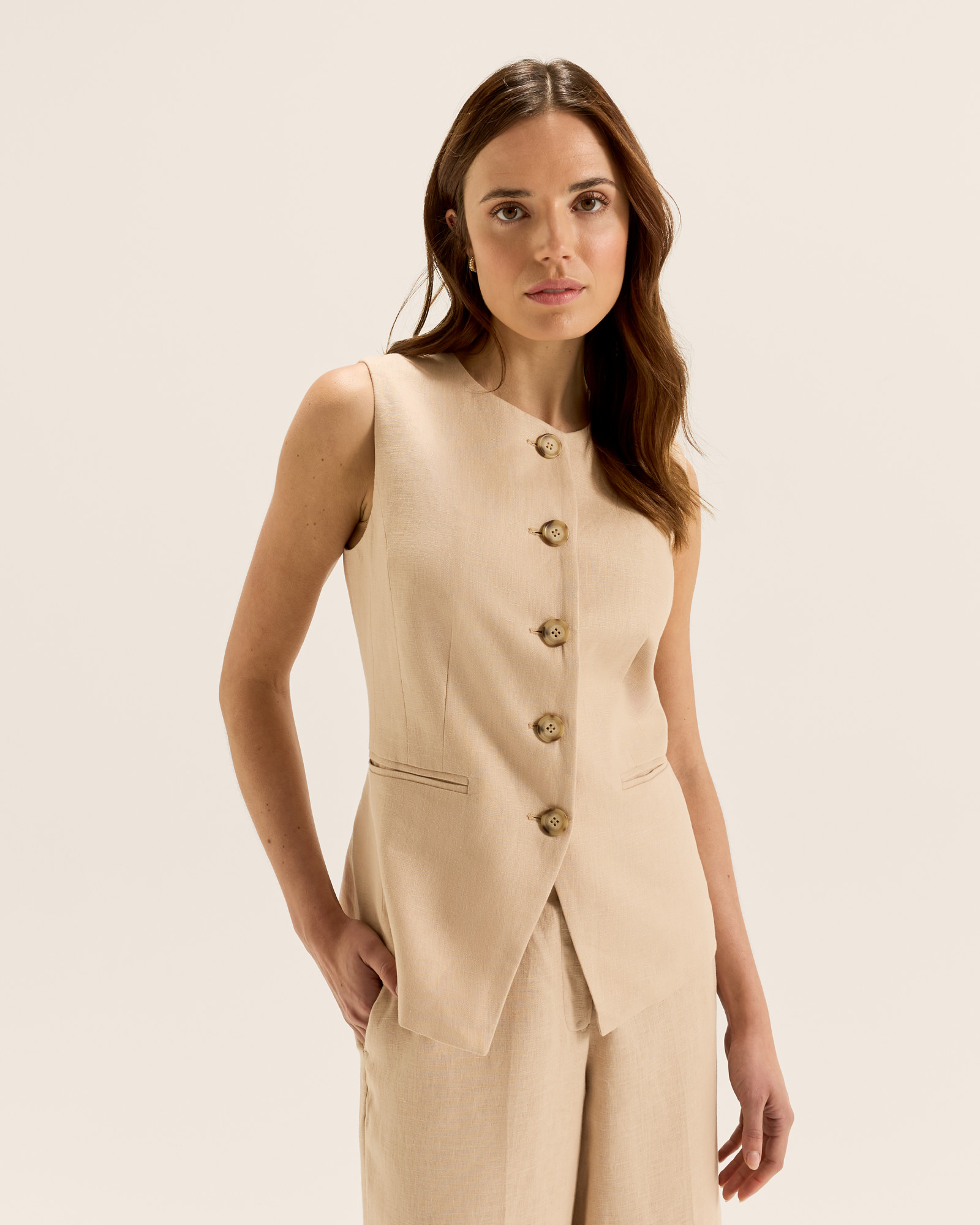 Anya Vest