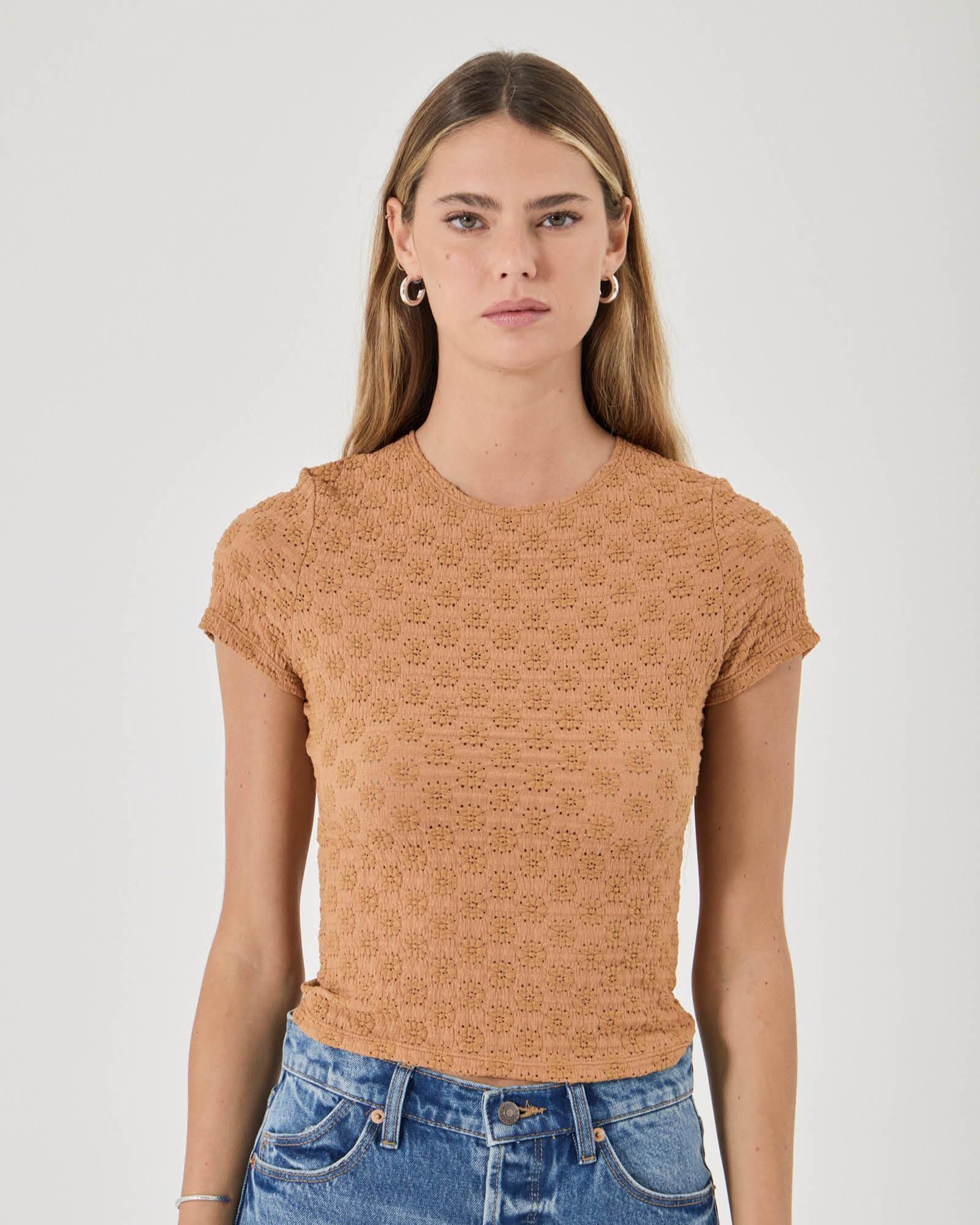 Daisy Lace Tee - Caramel