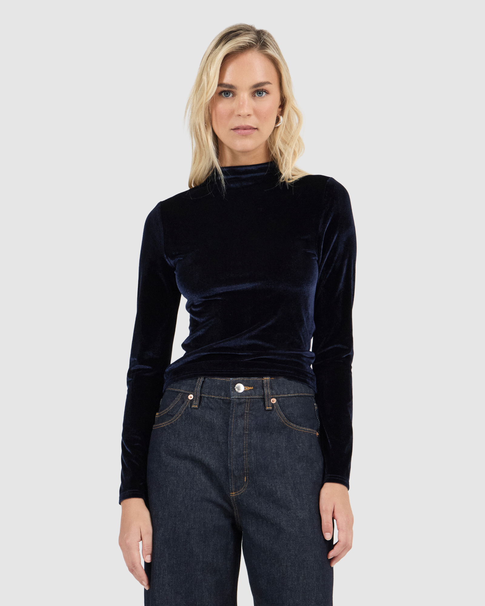 Cameo Long Sleeve Top Velvet