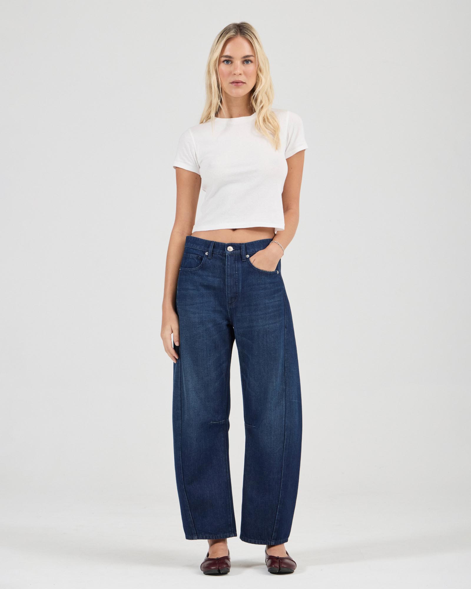 Arc Barrel Leg Jeans