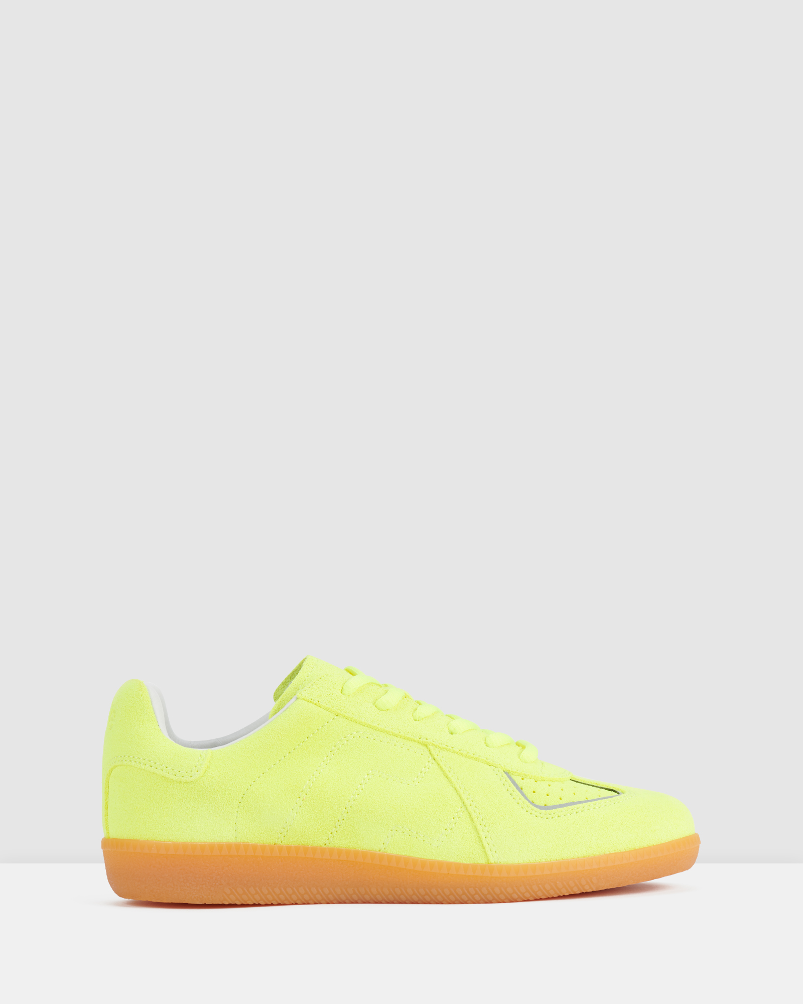Pace Sneaker