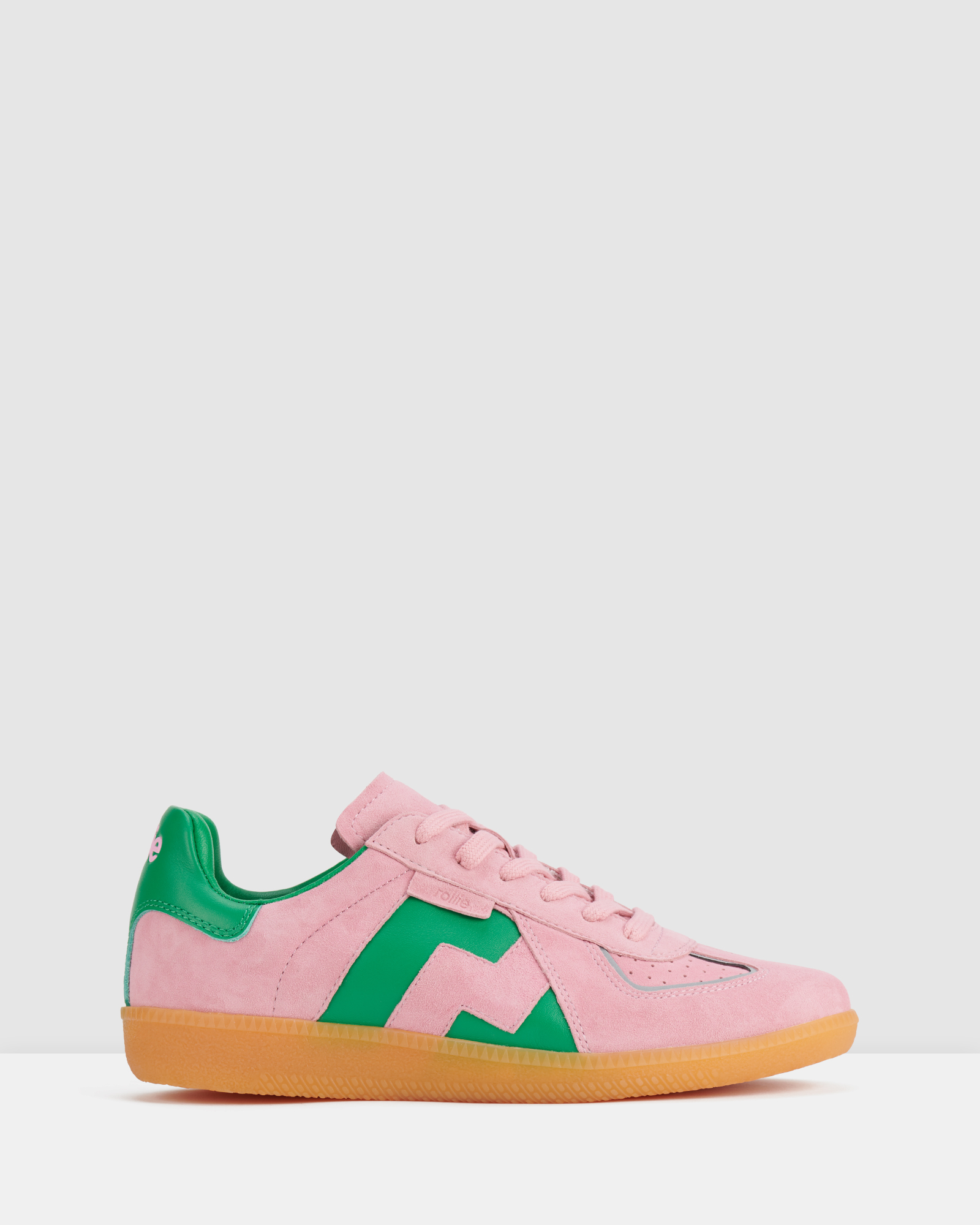 Pace Sneaker