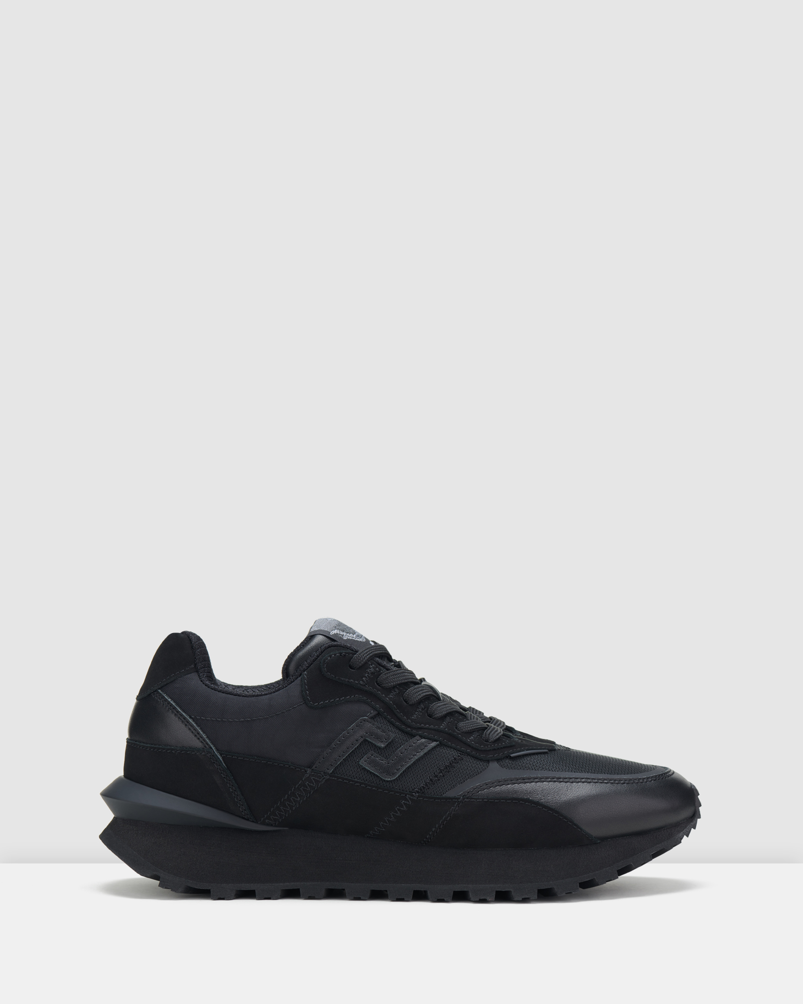 Kentu Mens Sneaker