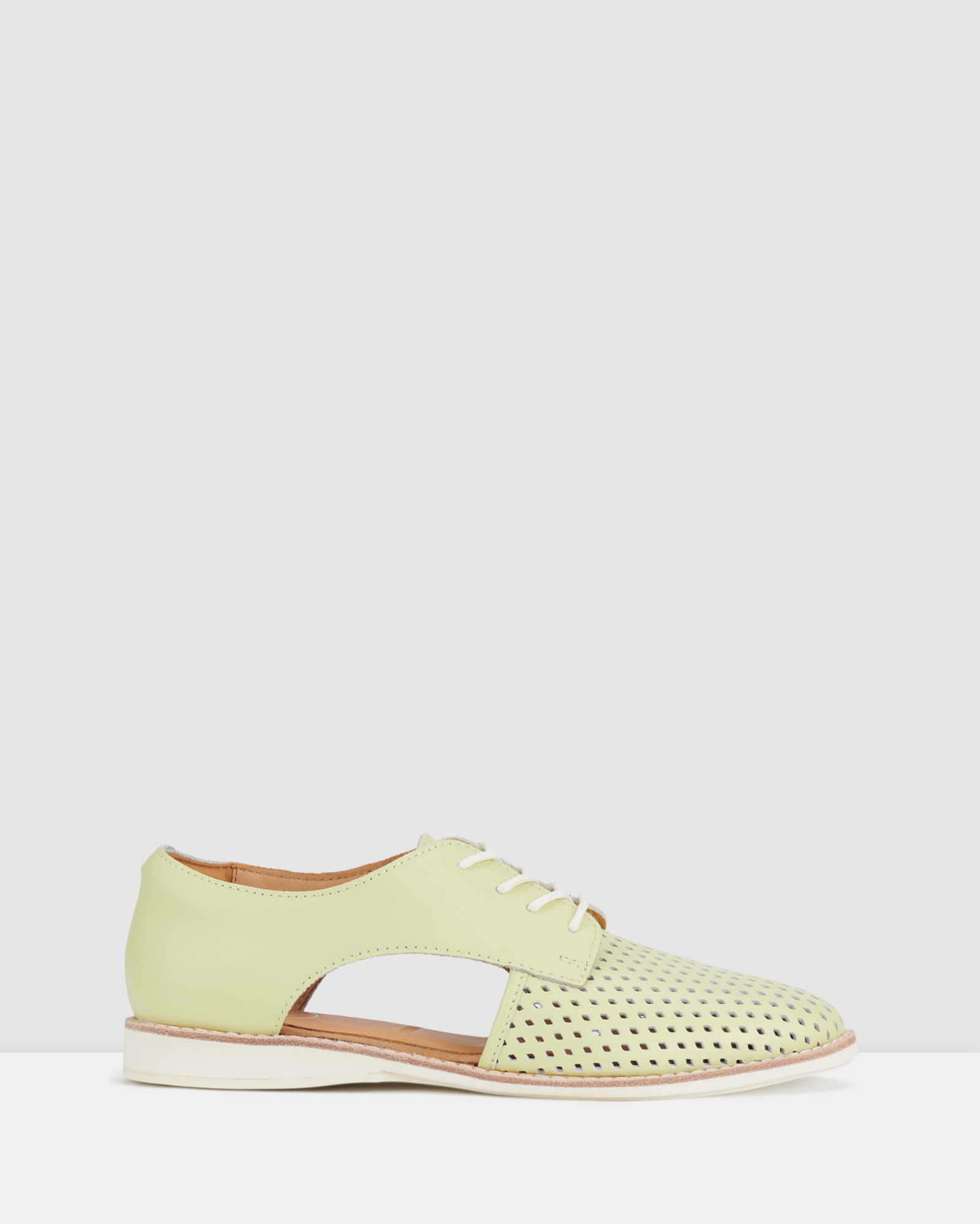 Sidecut Punch Shoe