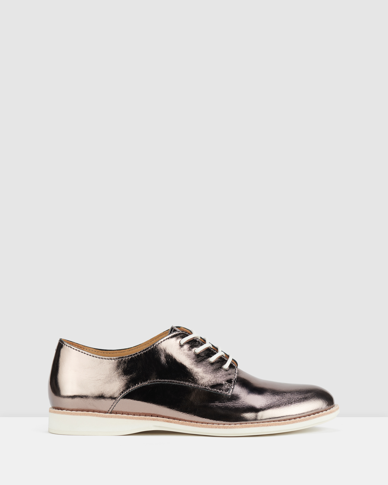 Derby Super Soft Shoe