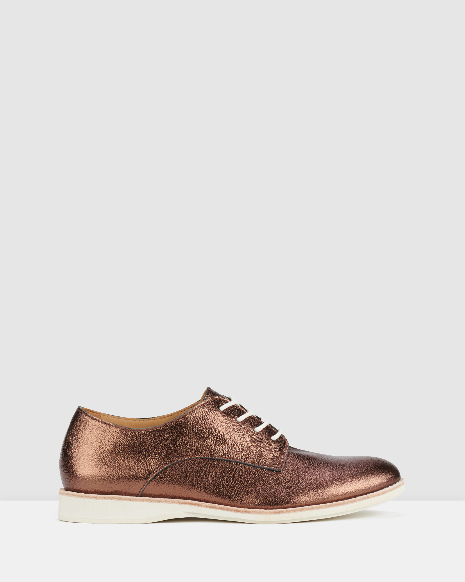 Derby Super Soft Shoe