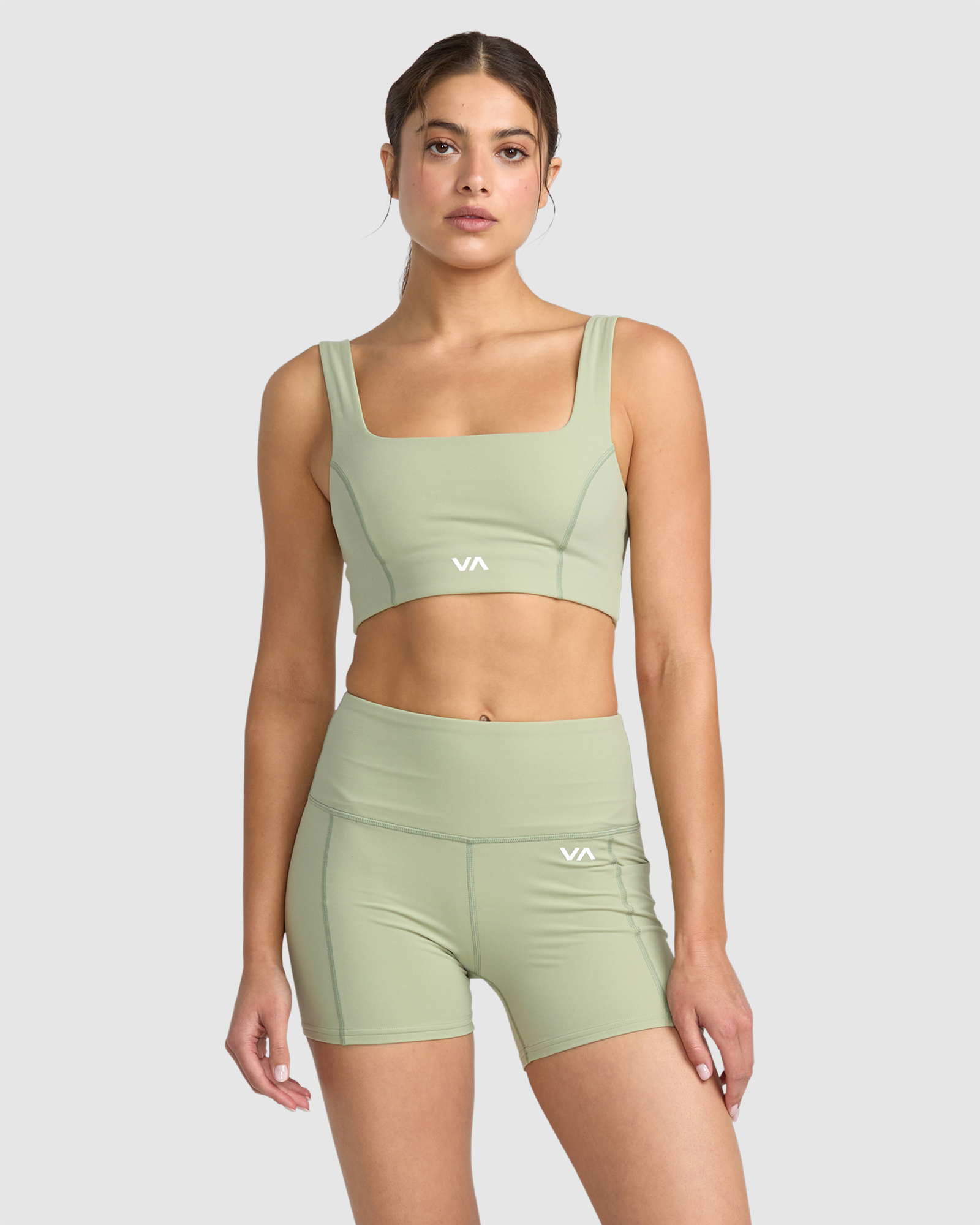 Womens VA Essential Pocket Shorts II