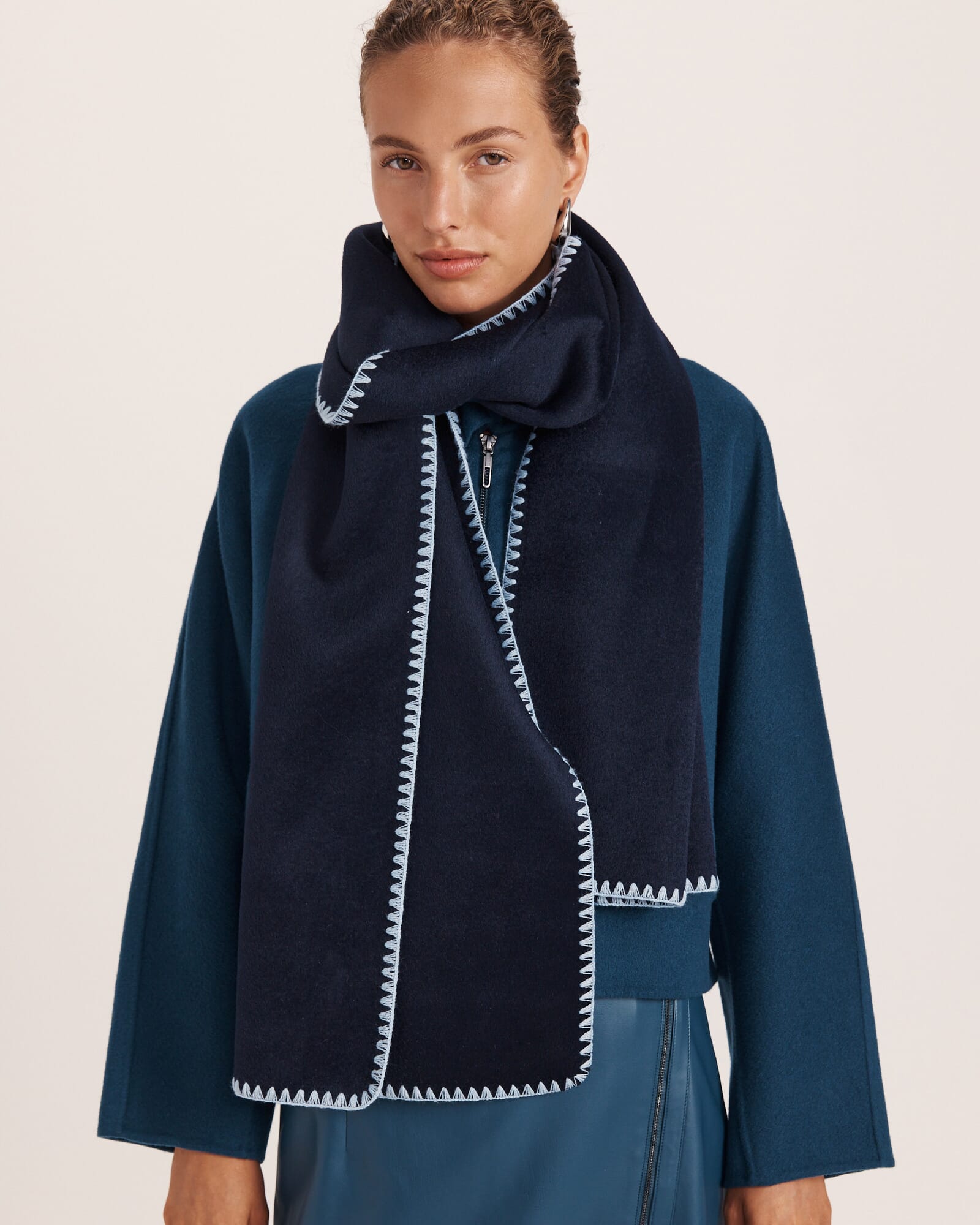 Kayla Contrast Stitch Scarf