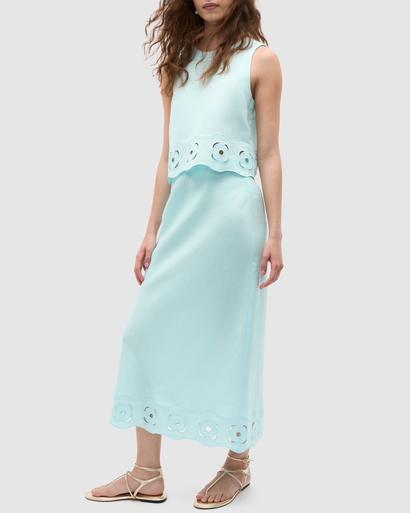 Retro Embroidered Hem Midi Skirt