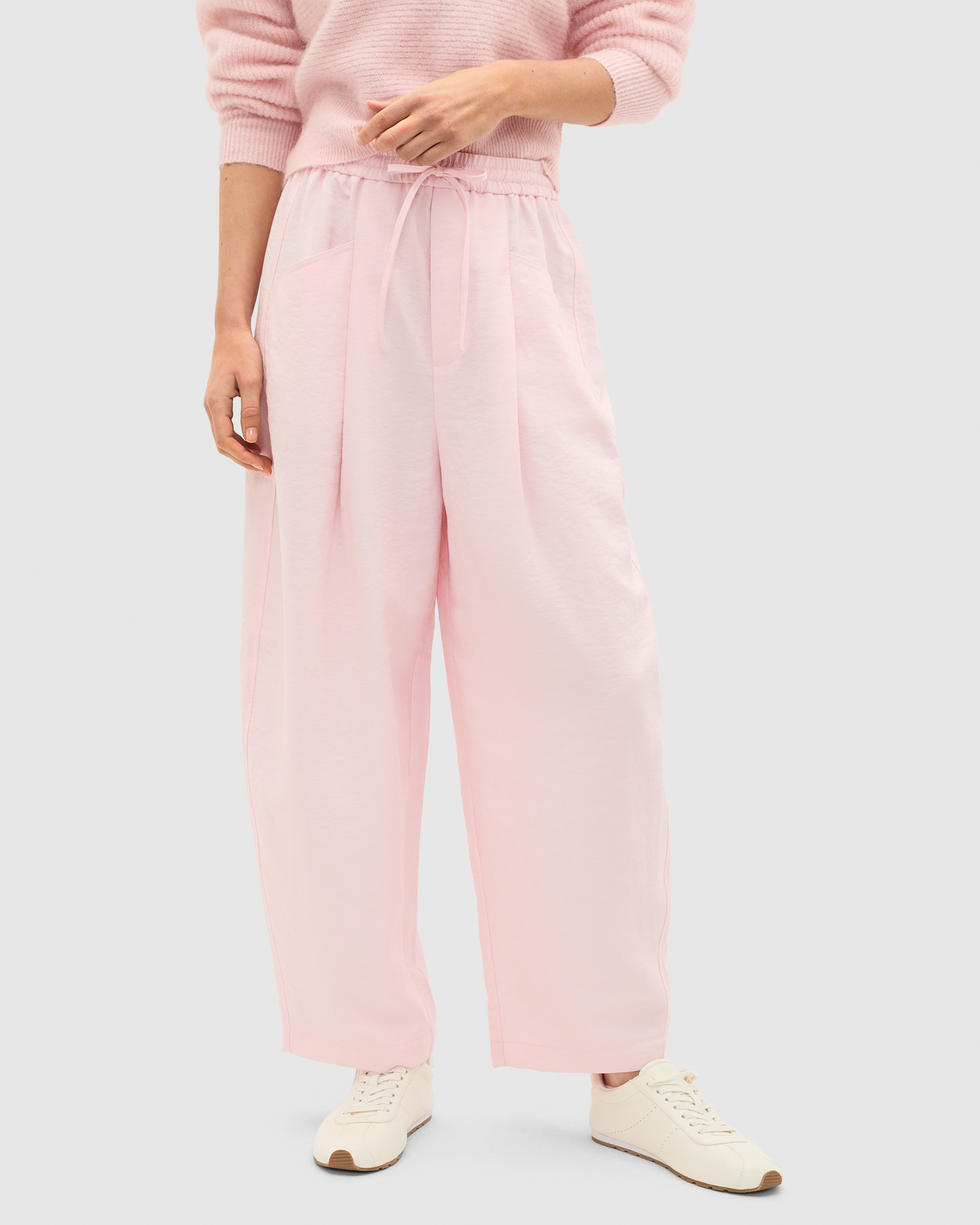 Textured Barrel Pant